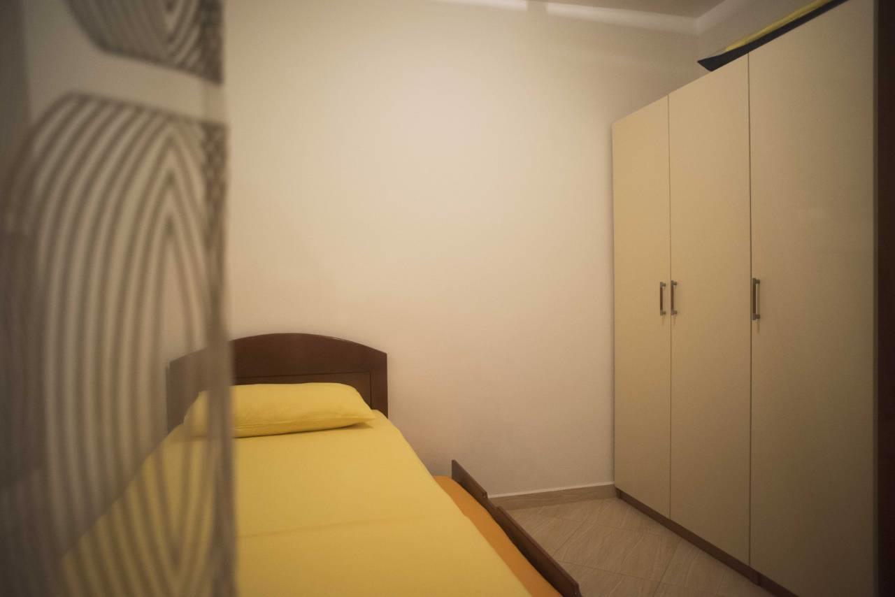 Porodicni Apartment Свети Стефан Екстериор снимка